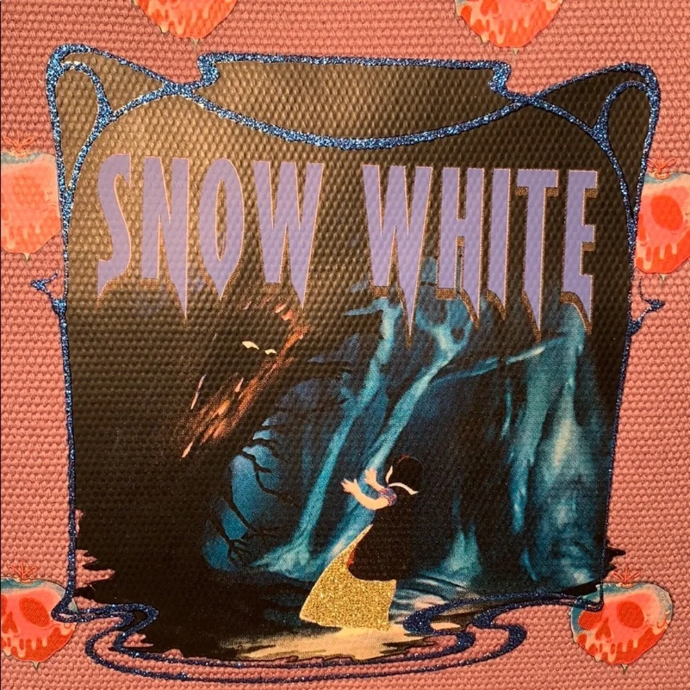 NWT Coach Snow White Disney canvas pouch w/zipper